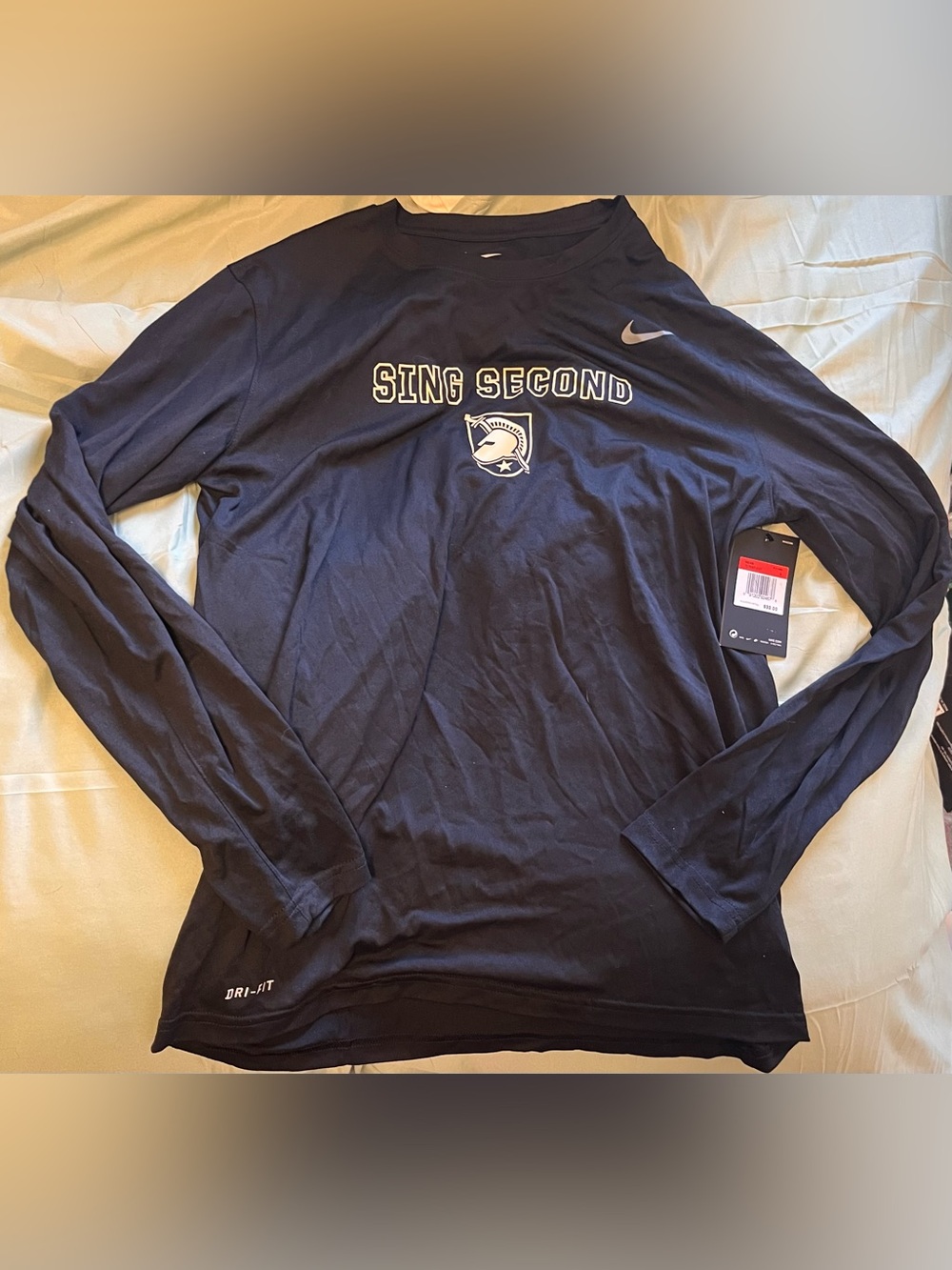 Nike Long-Sleeve Dri-FIT Shirt in Navy with 'Sing Second' Graphic